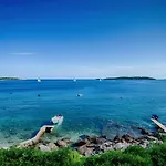 Seafront Maja
