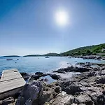 Apartamento Seafront Maja Vis