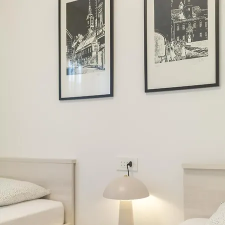 Seafront Maja Apartman Vis