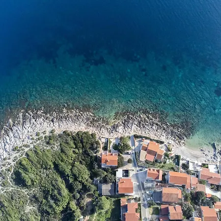 Seafront Maja *