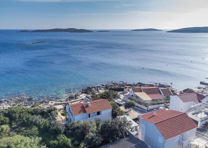 Seafront Maja