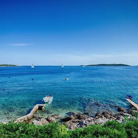 Seafront Maja *