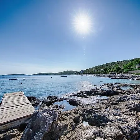 Apartamento Seafront Maja Vis