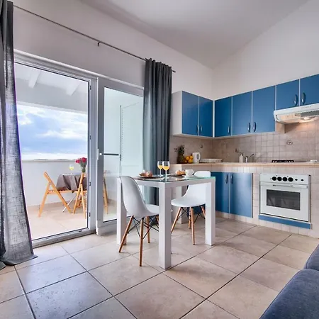 Seafront Maja Apartmán Vis